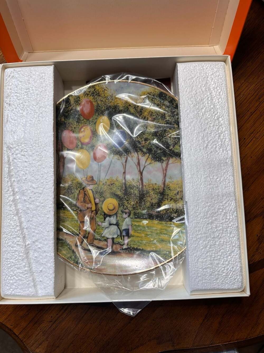 Vintage 1979 The Balloon Man Calhoun Collector's Society Plate Mint